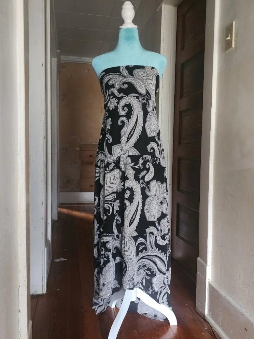 Old Navy Strapless Paisley Dress XS